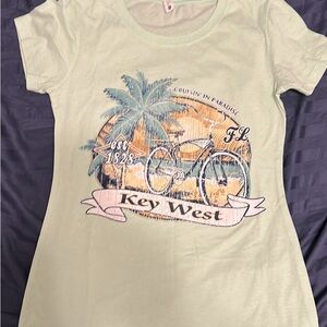 Next Level Apparel “Cruisin’ in Paradise” Key West Shirt – M Never Worn